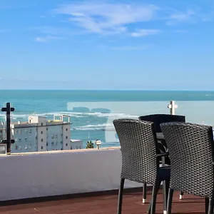 https://atico-full-balcony-cadiz.hotelsincadiz.net